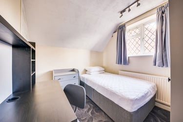 4 bed house, Vauxhall Avenue, Hales Place, Kent, CT11EU - Image 10