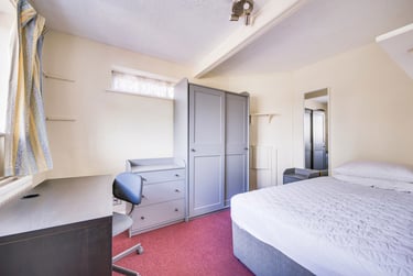 4 bed house, Vauxhall Avenue, Hales Place, Kent, CT11EU - Image 8