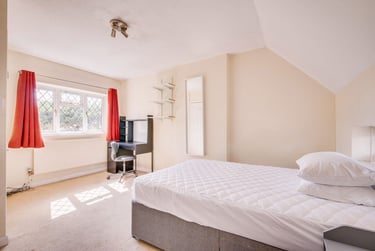 4 bed house, Vauxhall Avenue, Hales Place, Kent, CT11EU - Image 4