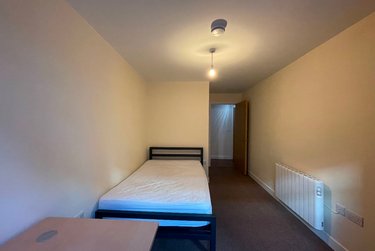 3 bed flat, 121 Fitzwilliam Street, Devonshire Green, Sheffield, S14JP - Image 9