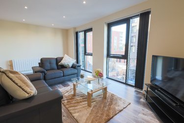 3 bed flat, Ecco, Highfield, Sheffield, S118BP - Image 3