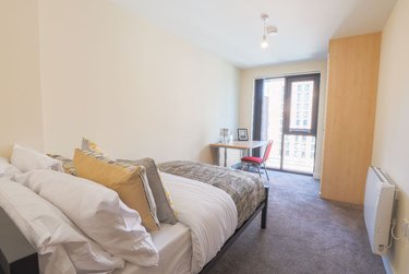 3 bed flat, Ecco, Highfield, Sheffield, S118BP - Image 9