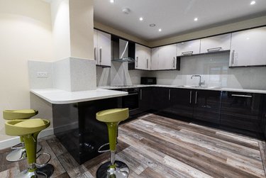 3 bed flat, Ecco, Highfield, Sheffield, S118BP - Image 1