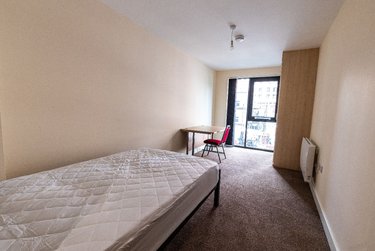 3 bed flat, Ecco, Highfield, Sheffield, S118BP - Image 10