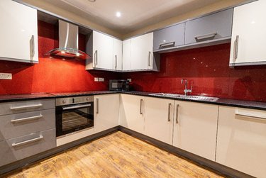 3 bed flat, Ecco, Highfield, Sheffield, S118BP - Image 3