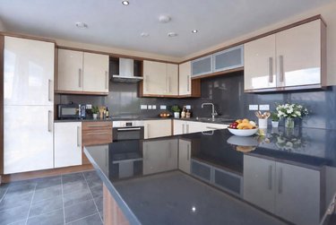 5 bed flat, 112 Ecclesall Road, Sharrow, Sheffield, S118JB - Image 4