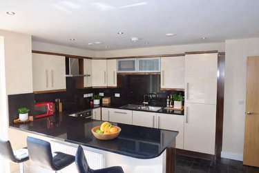 4 bed flat, Apt 5, 112 Ecclesall Road, Sharrow, Sheffield, S118JB - Image 4