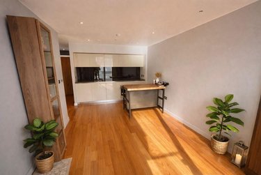 1 bed flat, City Lofts St. Pauls, Devonshire Green, Sheffield, S12LJ - Image 4