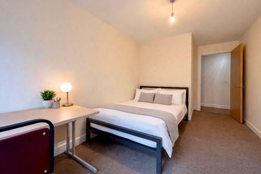 4 bed flat, 121 Fitzwilliam Street, Devonshire Green, Sheffield, S14JP - Image 7