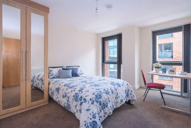 4 bed flat, 121 Fitzwilliam Street, Devonshire Green, Sheffield, S14JP - Image 6