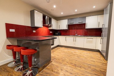 3 bed flat, Ecco, Highfield, Sheffield, S118BP - Image 1