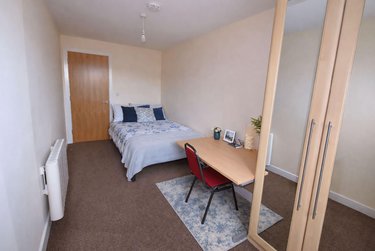 4 bed flat, 121 Fitzwilliam Street, Devonshire Green, Sheffield, S14JP - Image 9