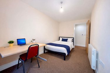 3 bed flat, 121 Fitzwilliam Street, Devonshire Green, Sheffield, S14JP - Image 8