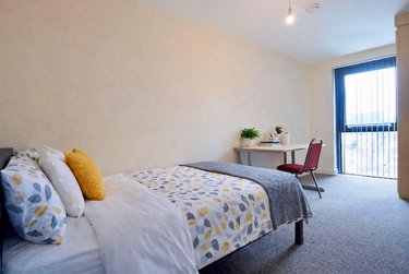 2 bed flat, 121 Fitzwilliam Street, Devonshire Green, Sheffield, S14JP - Image 6