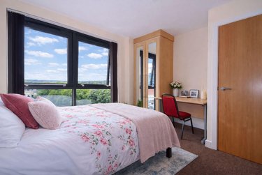 3 bed flat, 121 Fitzwilliam Street, Devonshire Green, Sheffield, S14JP - Image 9