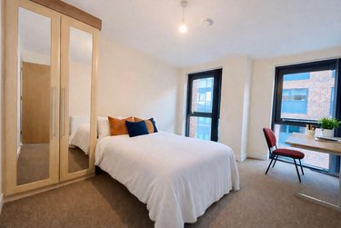 4 bed flat, 121 Fitzwilliam Street, Devonshire Green, Sheffield, S14JP - Image 5