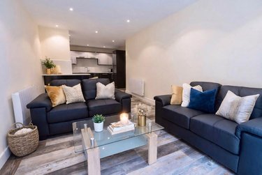 3 bed flat, Ecco, Highfield, Sheffield, S118BP - Image 3