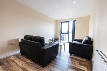 3 bed flat, Ecco, Highfield, Sheffield, S118BP - Image 3