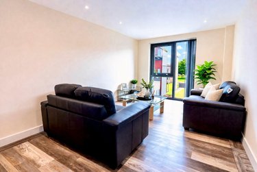 3 bed flat, Ecco, Highfield, Sheffield, S118BP - Image 3