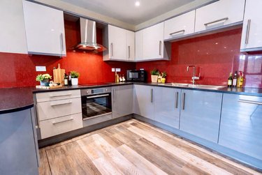 3 bed flat, Ecco, Highfield, Sheffield, S118BP - Image 3