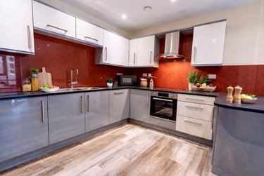 3 bed flat, Ecco, Highfield, Sheffield, S118BP - Image 4