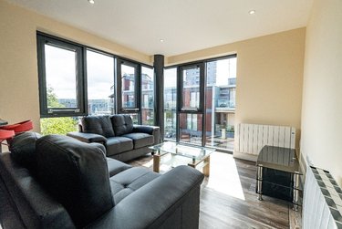 3 bed flat, Ecco, Highfield, Sheffield, S118BP - Image 3