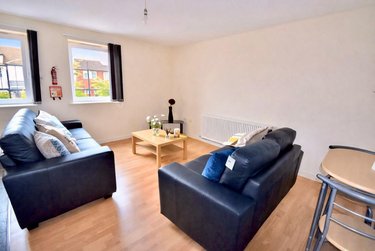 5 bed flat, Broom Street, Broomhall, Sheffield, S102DA - Image 4