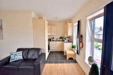 3 bed flat, Flat 1a Broom Street, Broomhall, Sheffield, S102DA - Image 4