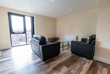 3 bed flat, Ecco, Highfield, Sheffield, S118BP - Image 3