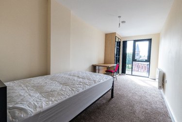 3 bed flat, Ecco, Highfield, Sheffield, S118BP - Image 8