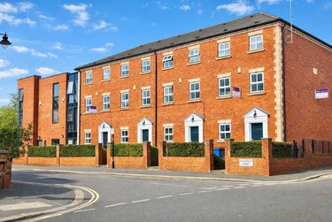 6 bed house, Wilkinson Street, Devonshire Green, Sheffield, S102GA - Image 1