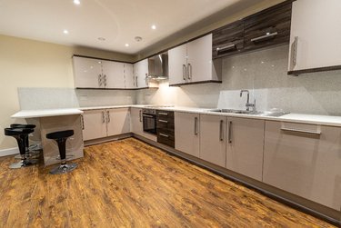 3 bed flat, Ecco, Highfield, Sheffield, S118BP - Image 1