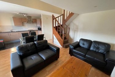 3 bed flat, Bramwell Court, Netherthorpe, Sheffield, S37PR - Image 3