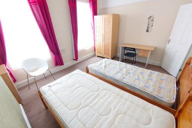 3 bed house, Romer Road, Kensington, Liverpool, L66DJ - Image 3