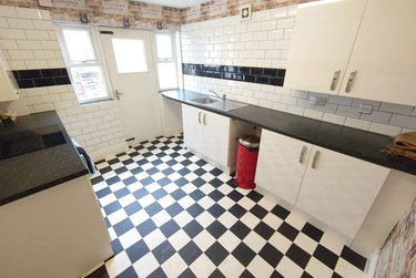 3 bed house, Romer Road, Kensington, Liverpool, L66DJ - Image 2