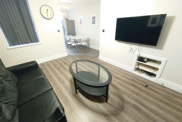 5 bed house, Needham Road, Kensington, Liverpool, L70EQ - Image 3