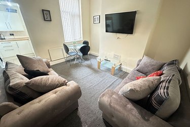 3 bed house, Cameron St, Kensington, Liverpool, L70EN - Image 10