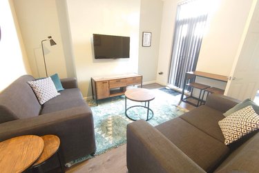 1 bed house, Cameron St, Kensington, Liverpool, L70EN - Image 1