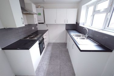 2 bed house, St. Andrew Road, Anfield, Liverpool, L42RJ - Image 3