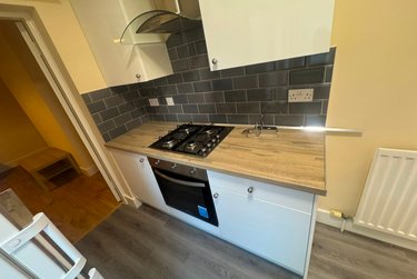 2 bed flat, Biddlestone Road, Heaton, Newcastle, NE65SL - Image 3