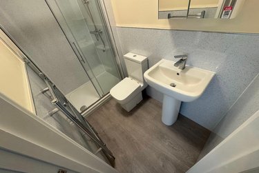 2 bed flat, Simonside Terrace, Heaton, Newcastle, NE65JX - Image 2