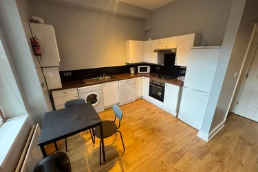 2 bed flat, Bayswater Road, Jesmond, Newcastle, NE23HP - Image 2