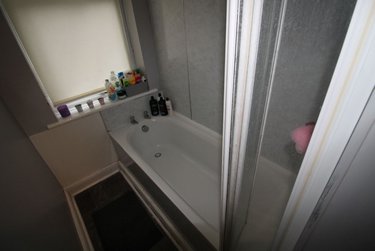 2 bed flat, Simonside Terrace, Heaton, Newcastle, NE65DR - Image 9