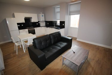 2 bed flat, Deuchar Street, Jesmond Vale, Newcastle, NE21JX - Image 7
