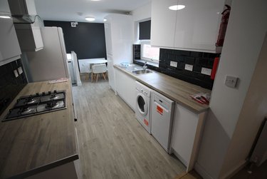 4 bed house, Warwick Street, Jesmond Vale, Newcastle, NE65AR - Image 3