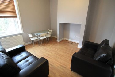 4 bed house, Treherne Road, South Gosfoth, Newcastle, NE23NP - Image 2