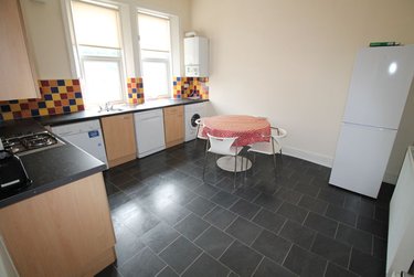 4 bed flat, Jesmond Road, Jesmond Vale, Newcastle, NE21LD - Image 8