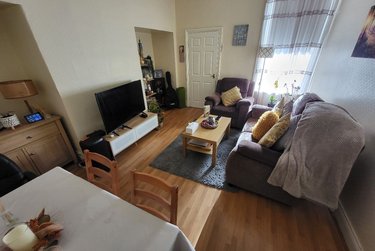 2 bed flat, Forsyth Road, Jesmond, Newcastle, NE23DA - Image 3