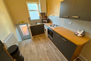 2 bed flat, Addycombe Terrace, Heaton, Newcastle, NE65NB - Image 9