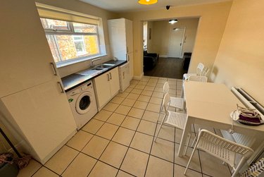 6 bed house, Brighton Grove, Arthurs Hill, Newcastle, NE45NS - Image 4